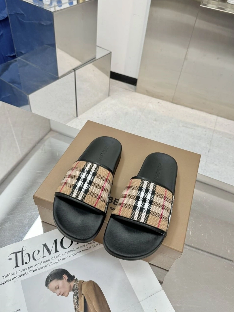 Bxrbxrry Slippers NewStyle 114885