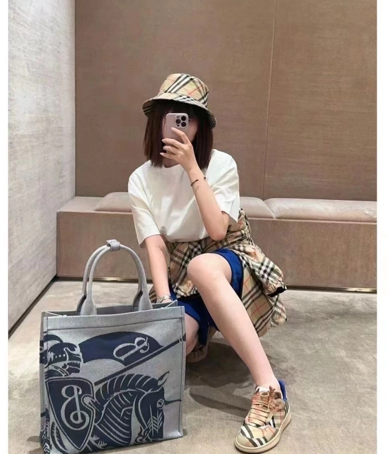 Bxrbxrry Sneakers TopPick 114845