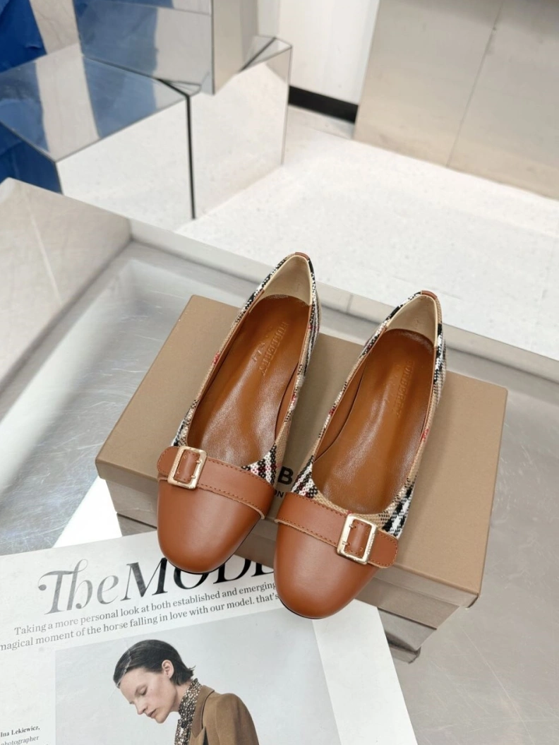Bxrbxrry Flat Shoes Bold 114899