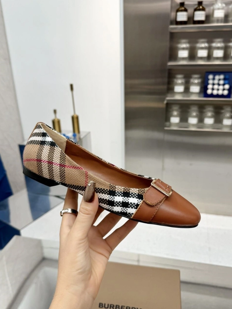 Bxrbxrry Flat Shoes Bold 114899