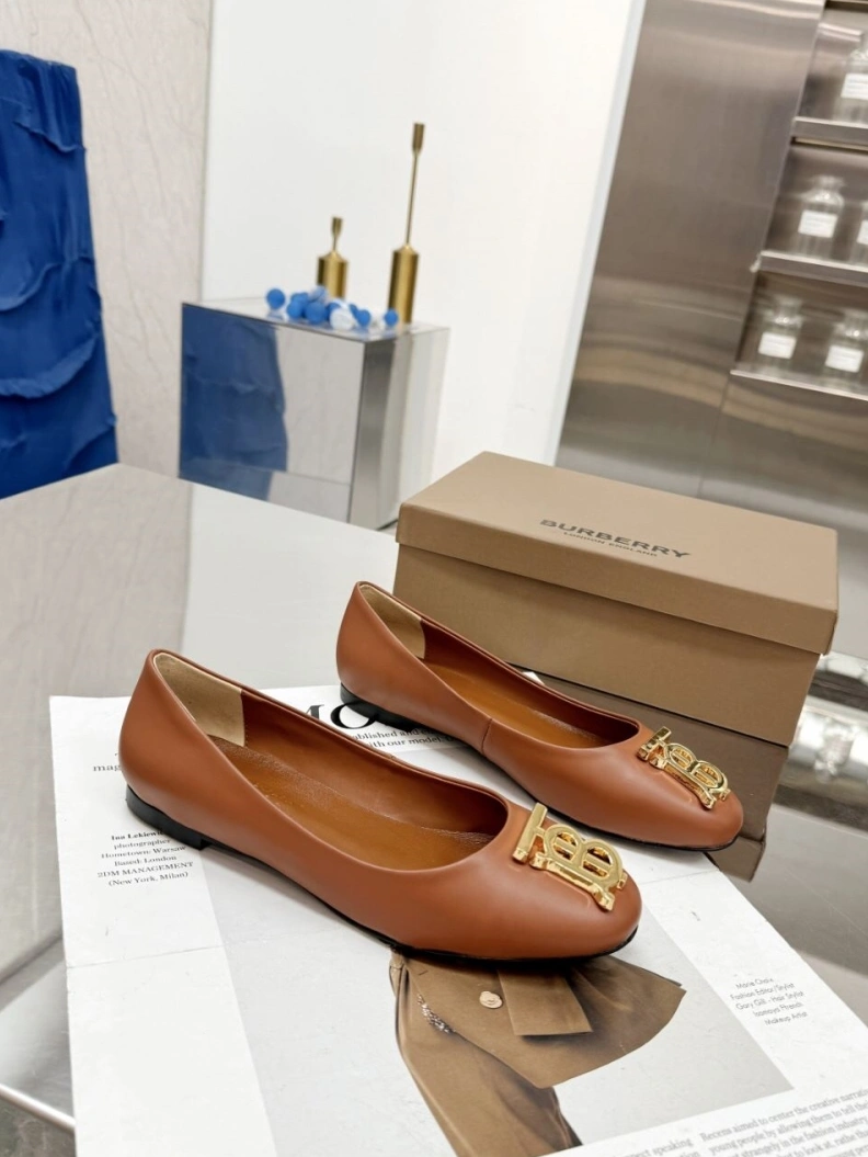 DailyWear Bxrbxrry Flat Shoes 114897