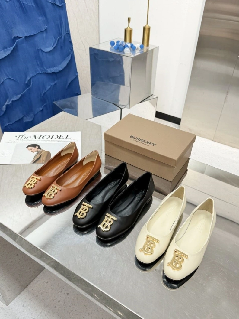 DailyWear Bxrbxrry Flat Shoes 114897