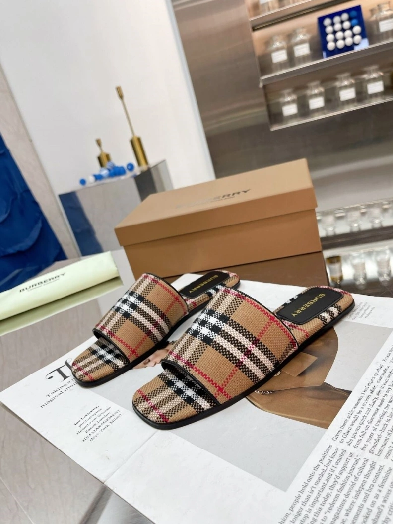 Bxrbxrry Slippers Stylish 114884