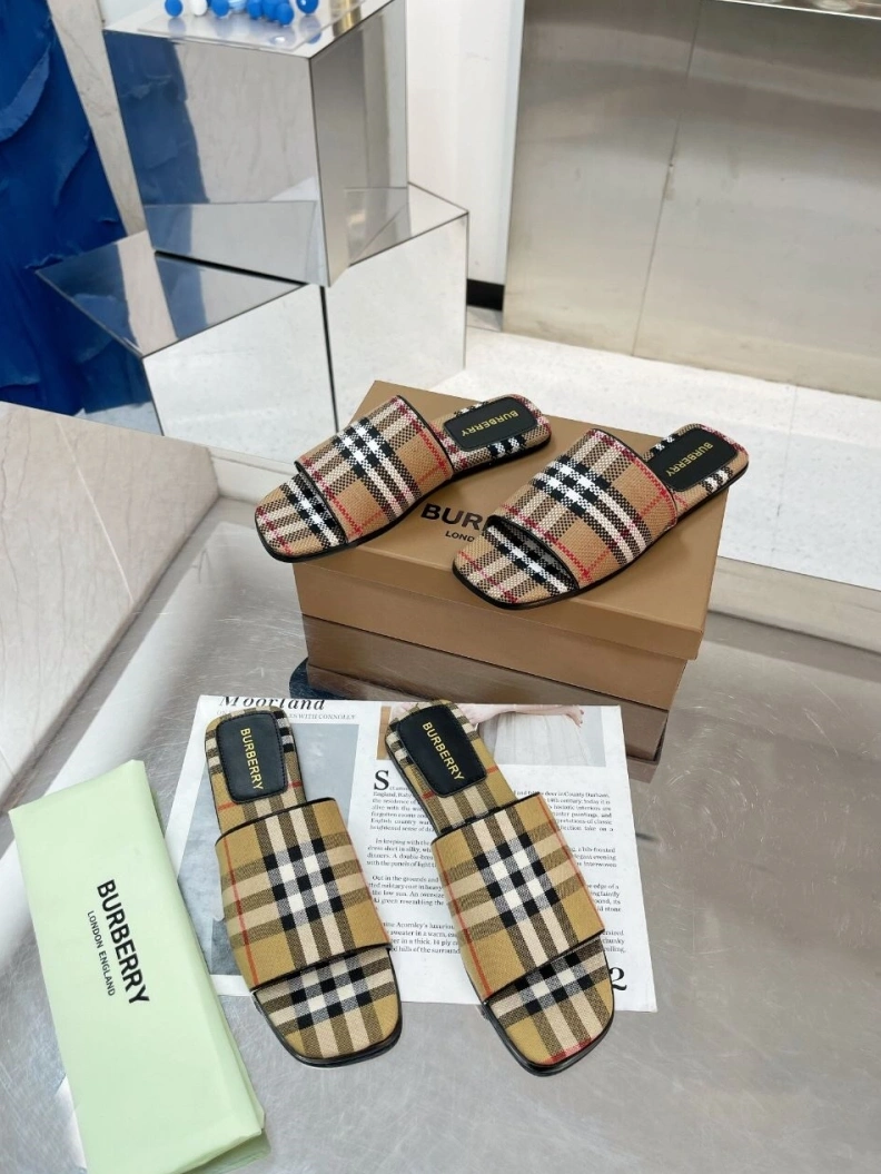 Bxrbxrry Slippers Stylish 114884