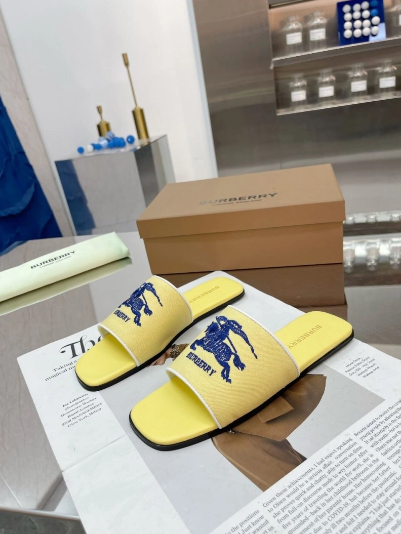 AllSeason Bxrbxrry Slippers 114866