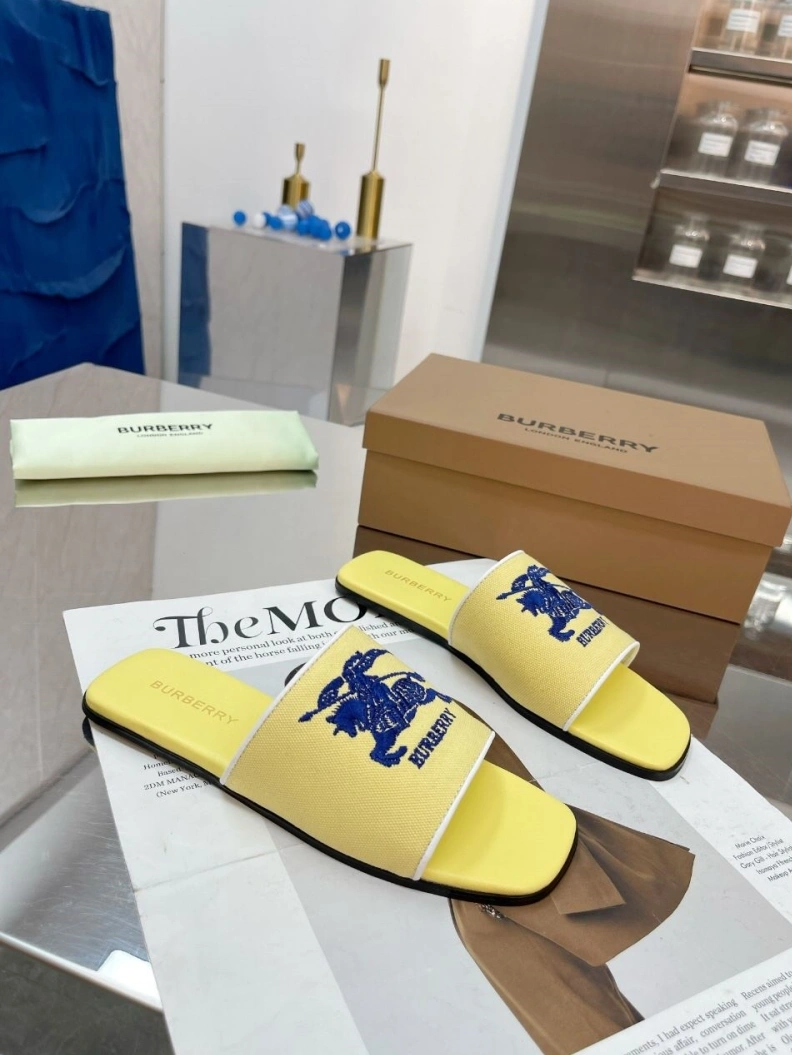 AllSeason Bxrbxrry Slippers 114866
