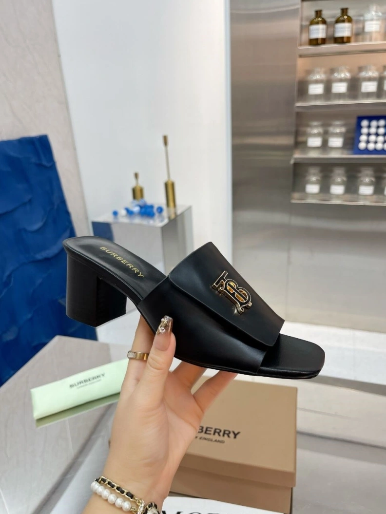 DailyWear Bxrbxrry Sandals 114876