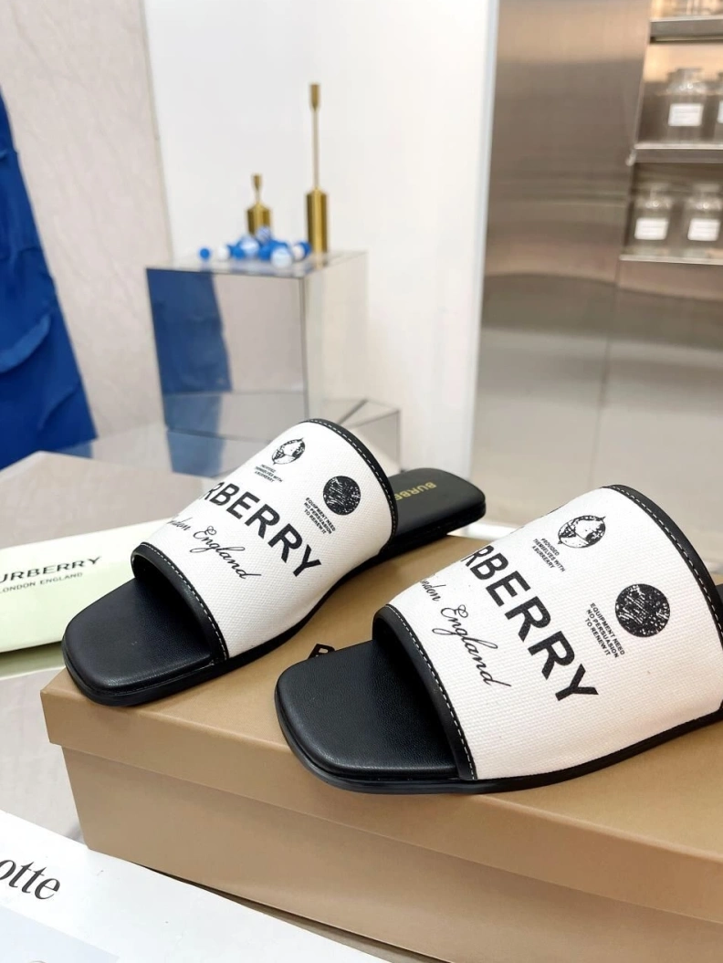 Bxrbxrry Slippers GoAnywhere 114860