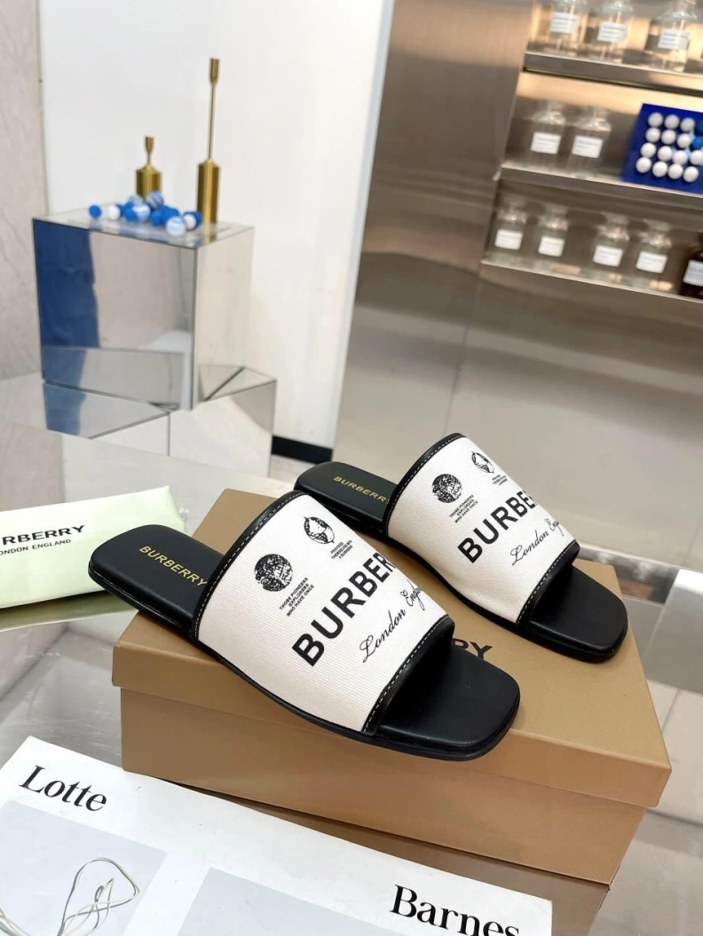 Bxrbxrry Slippers GoAnywhere 114860