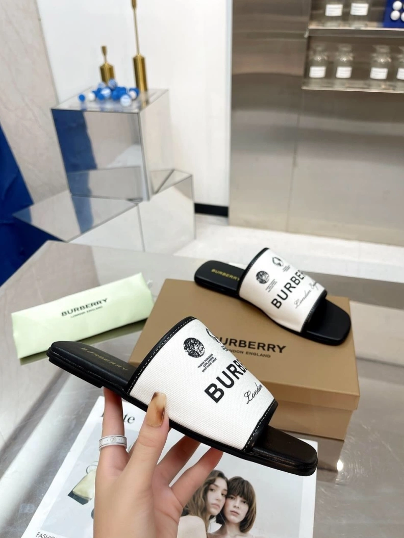 Bxrbxrry Slippers GoAnywhere 114860