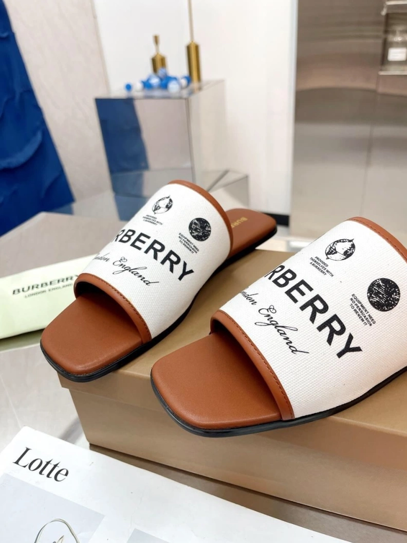 Bxrbxrry Slippers Vibrant 114859