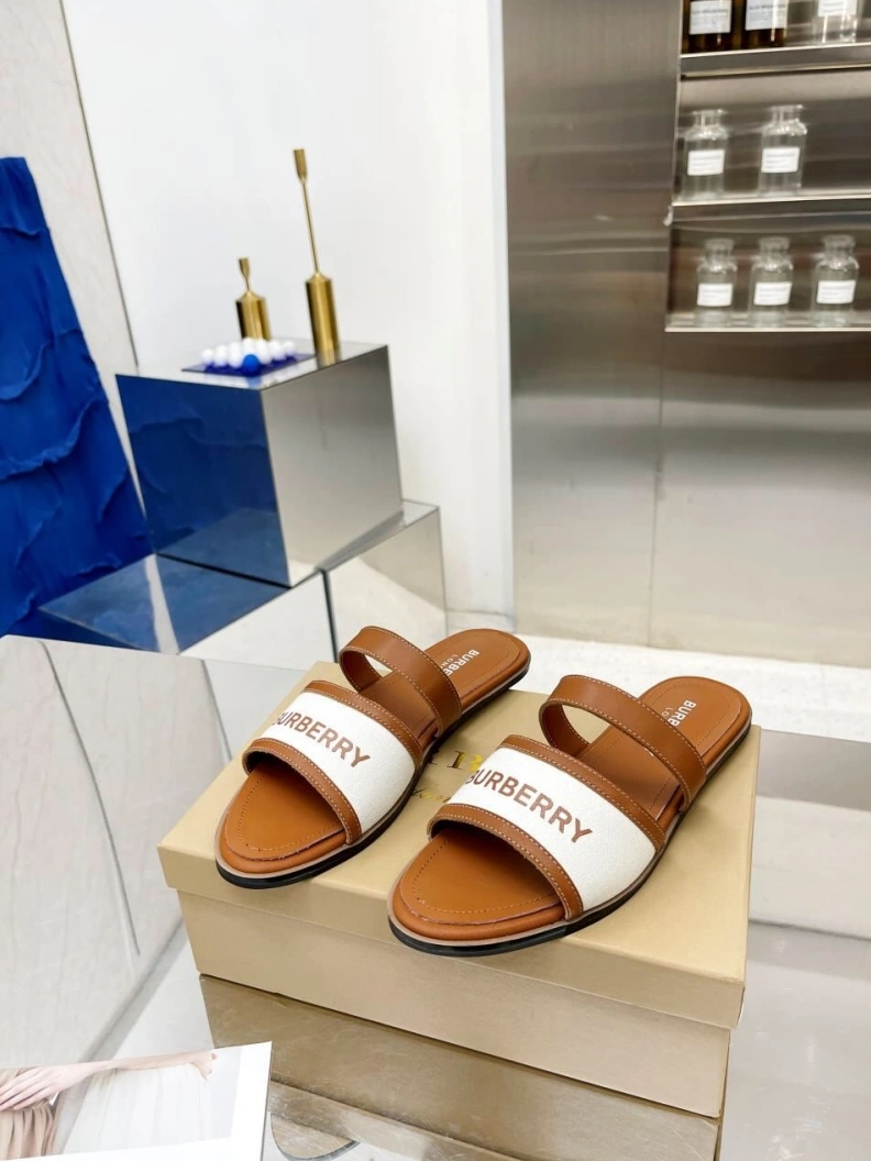 Bxrbxrry Slippers Modern 114858