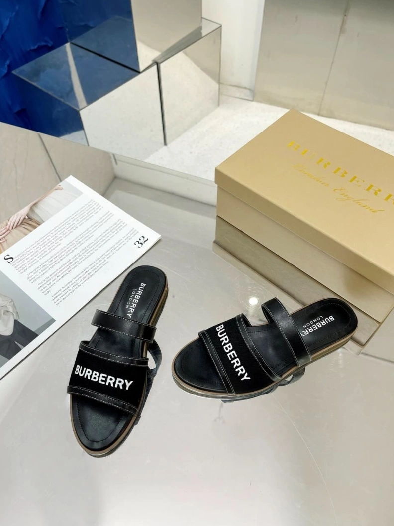 Bxrbxrry Slippers EasyMatch 114856
