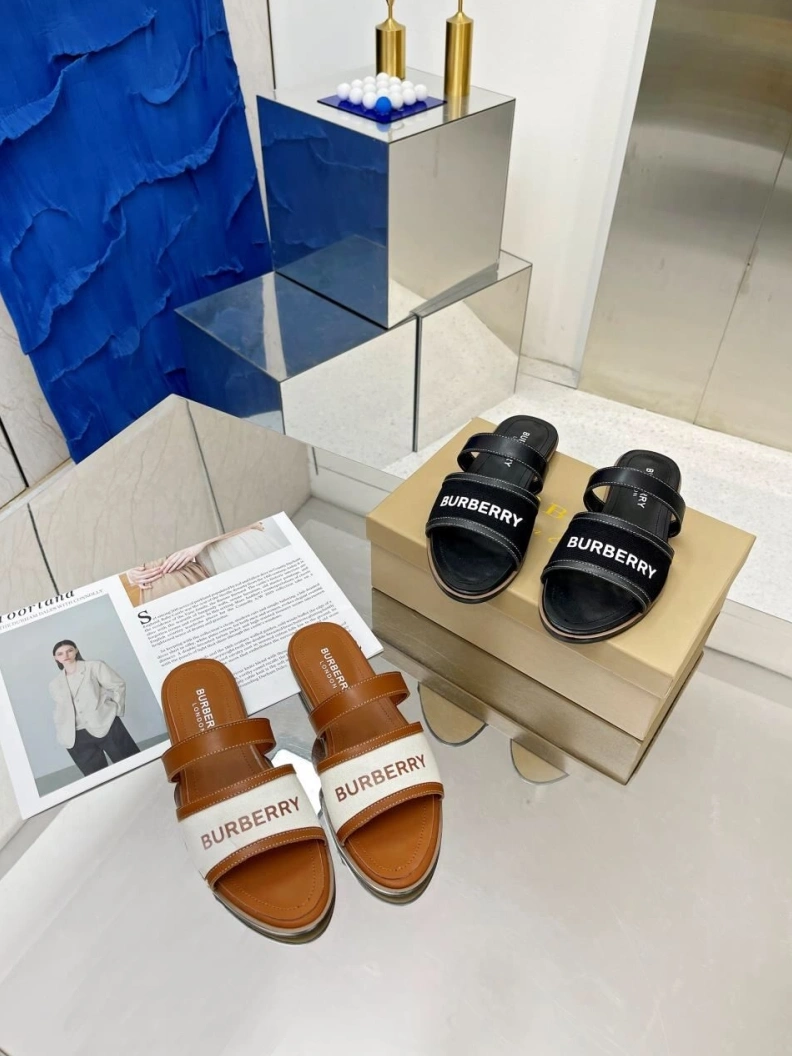 Bxrbxrry Slippers EasyMatch 114856