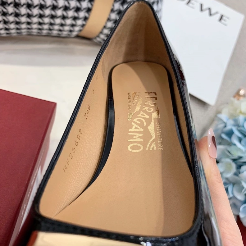 Sleek Vxlxntino flat shoes 229855