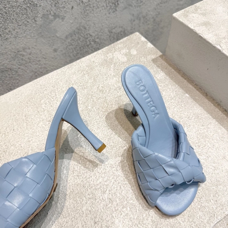 Bxttxga Vxnxta Slippers Sleek 112624