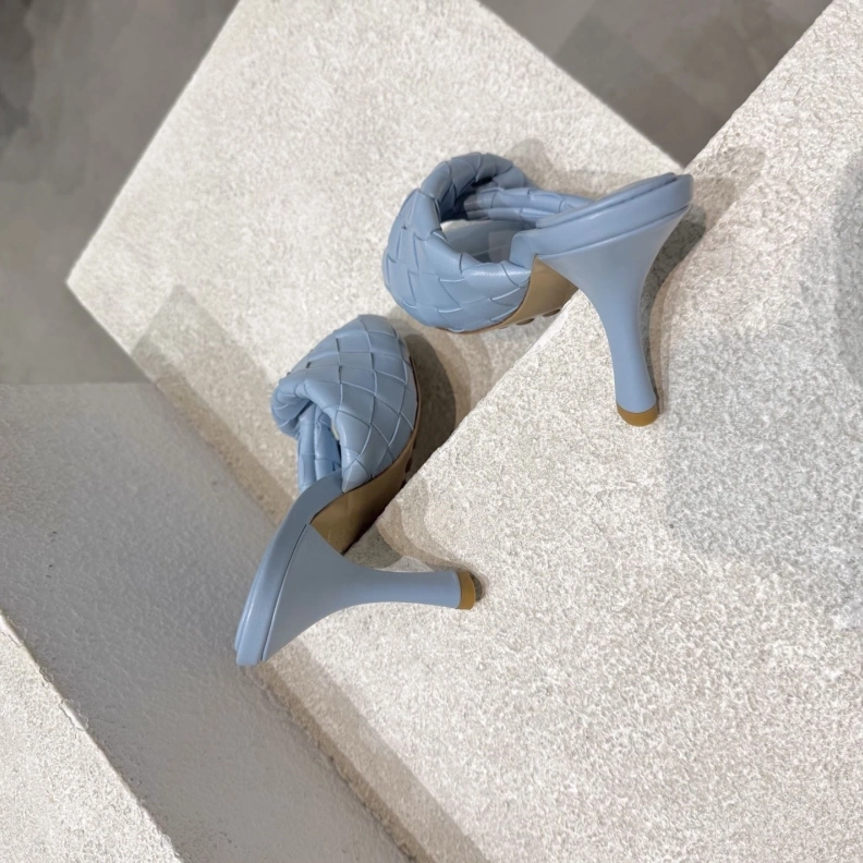 Bxttxga Vxnxta Slippers Sleek 112624