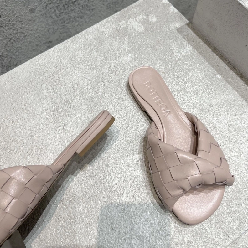 DailyWear Bxttxga Vxnxta Slippers 112609