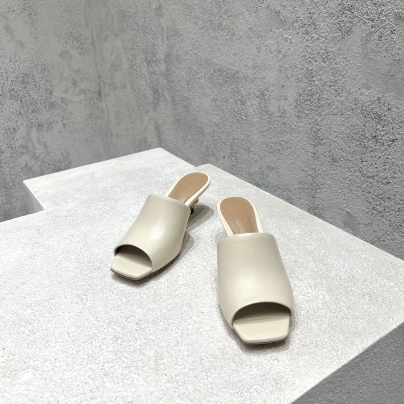 Reliable Bxttxga Vxnxta Sandals 112640