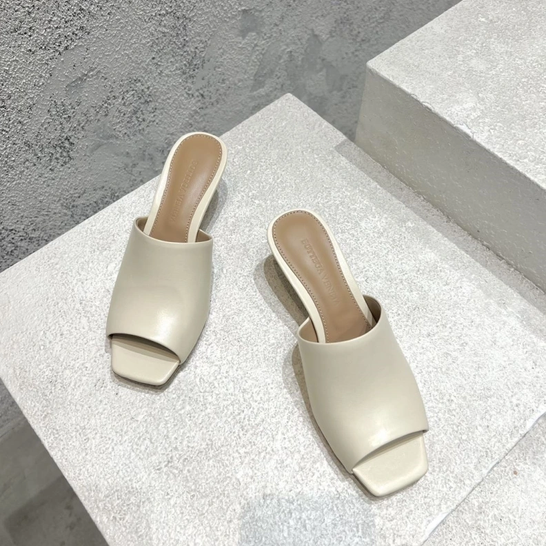Reliable Bxttxga Vxnxta Sandals 112640