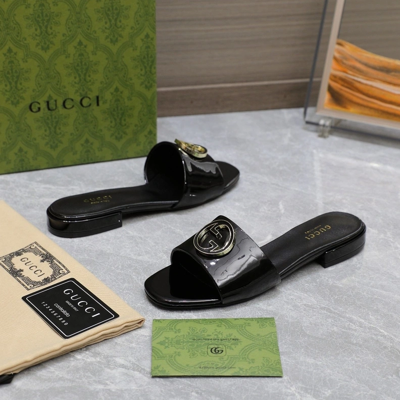 Timeless Gxccx Slippers 157392