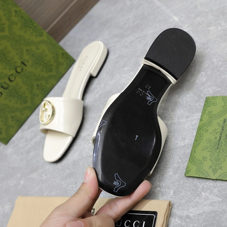 Cozy Gxccx Slippers 157390