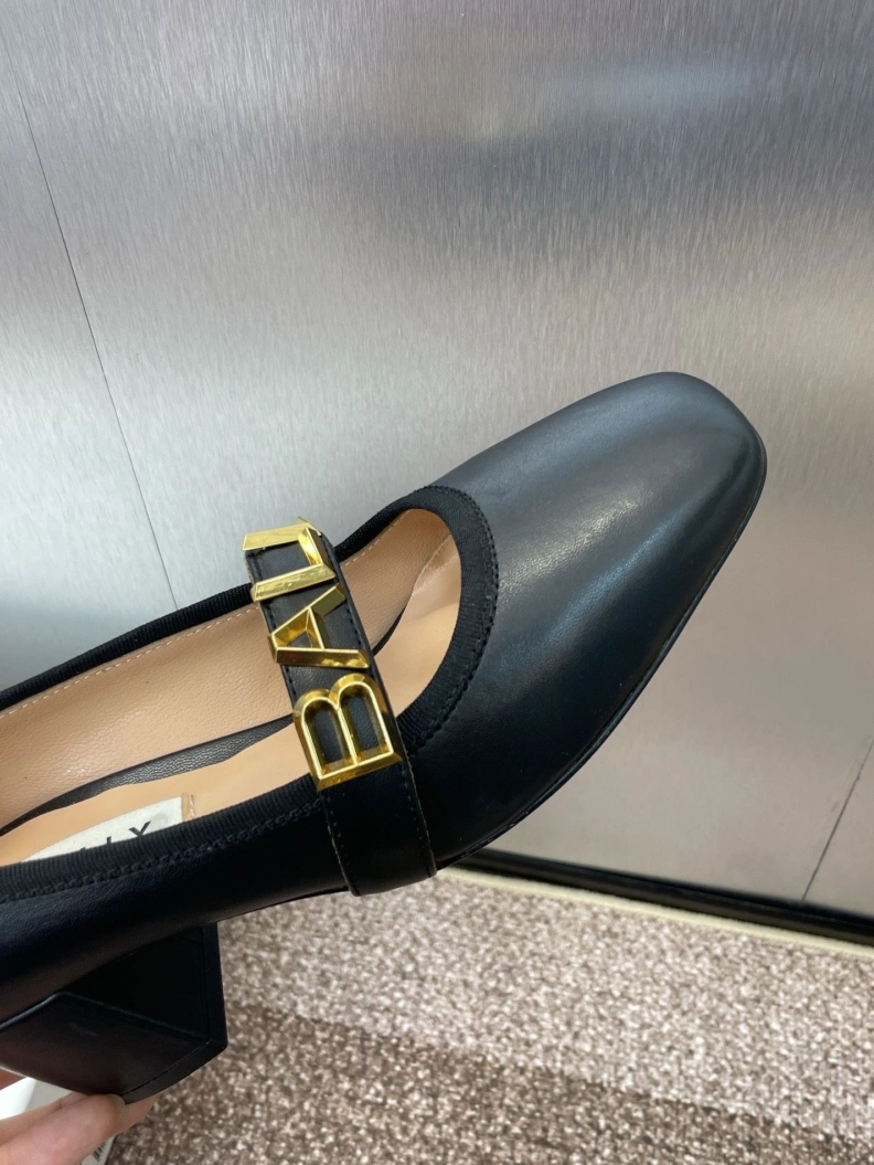 Minimalist Othxr flat shoes 212475