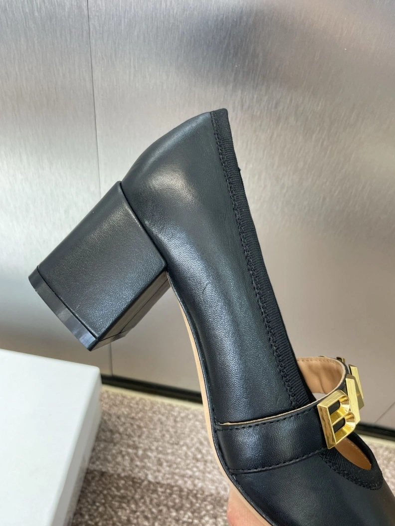 Minimalist Othxr flat shoes 212475