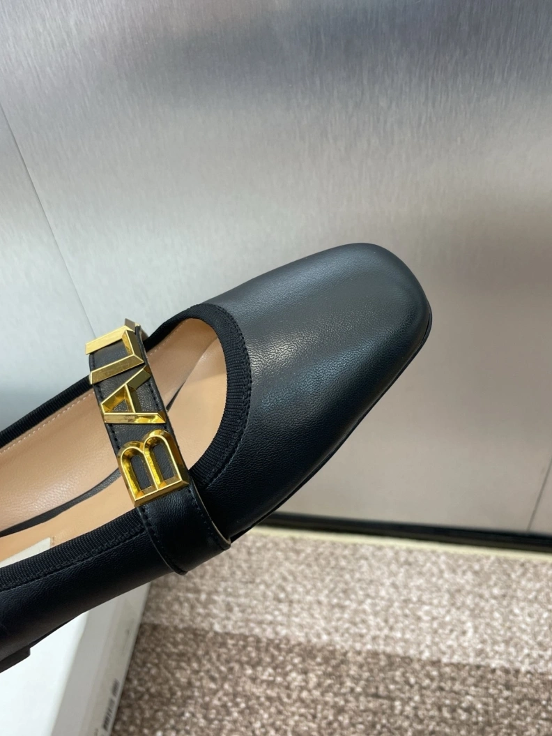 Stylish Othxr flat shoes 212474