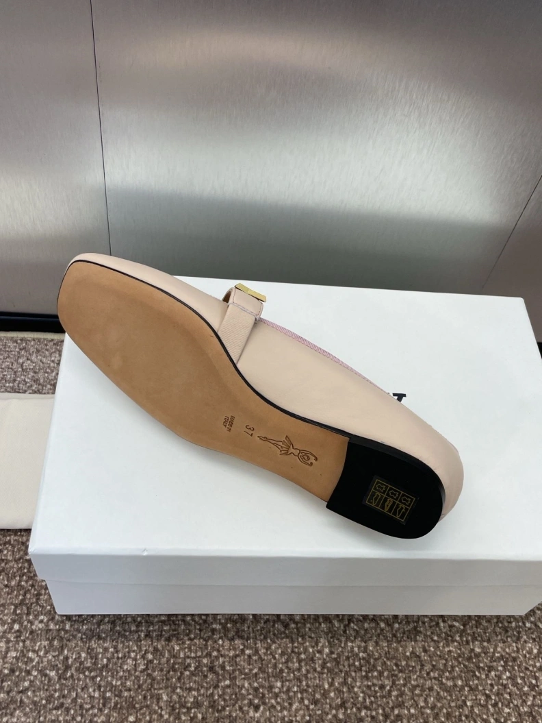 Othxr flat shoes Sophisticated 212476