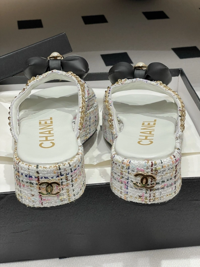 Functional Chxnxl Slippers 119827