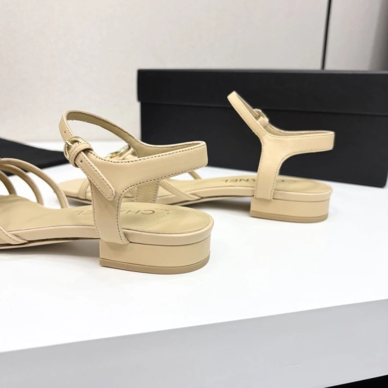 Reliable Chxnxl Sandals 120401