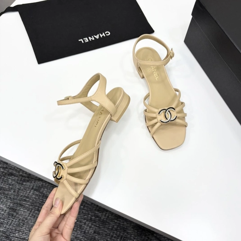 Reliable Chxnxl Sandals 120401