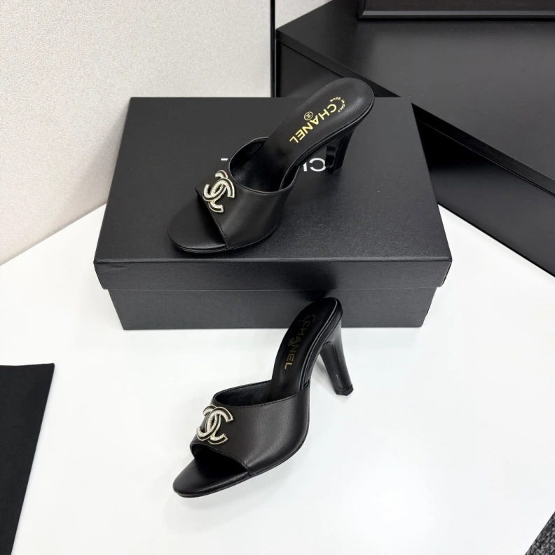 Chxnxl Sandals UrbanStyle 120372