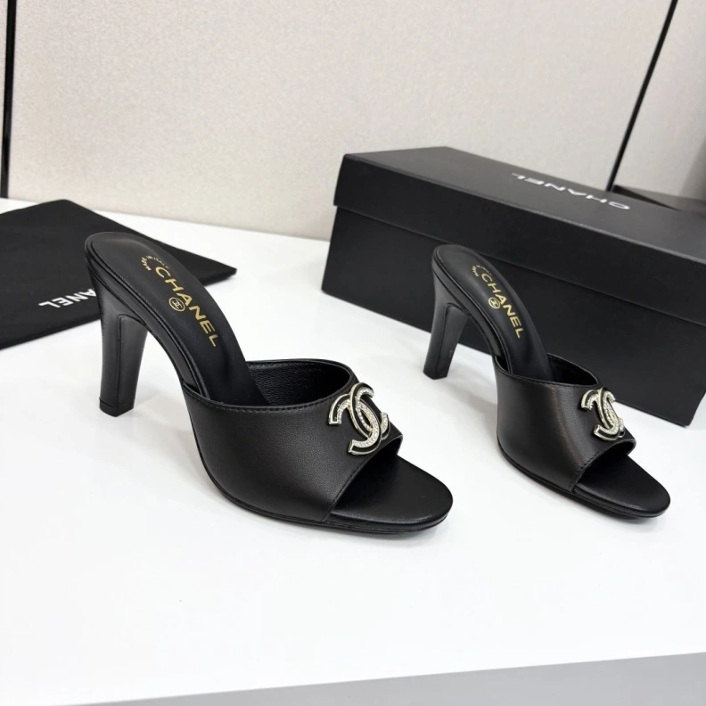 Chxnxl Sandals UrbanStyle 120372