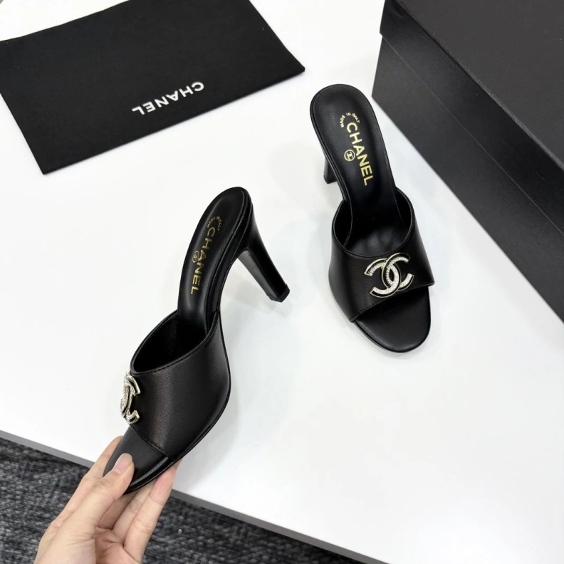 Chxnxl Sandals UrbanStyle 120372