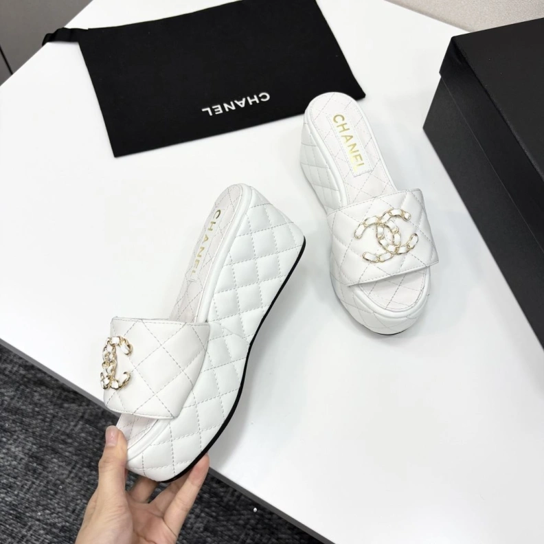 Chxnxl Sandals ModernLook 120379