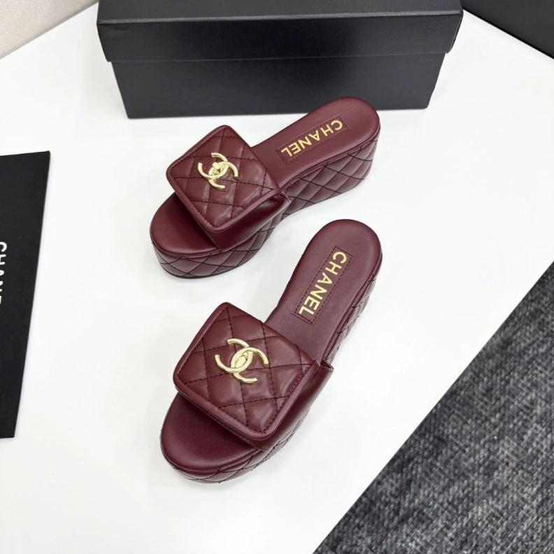 Durable Chxnxl Sandals 120395