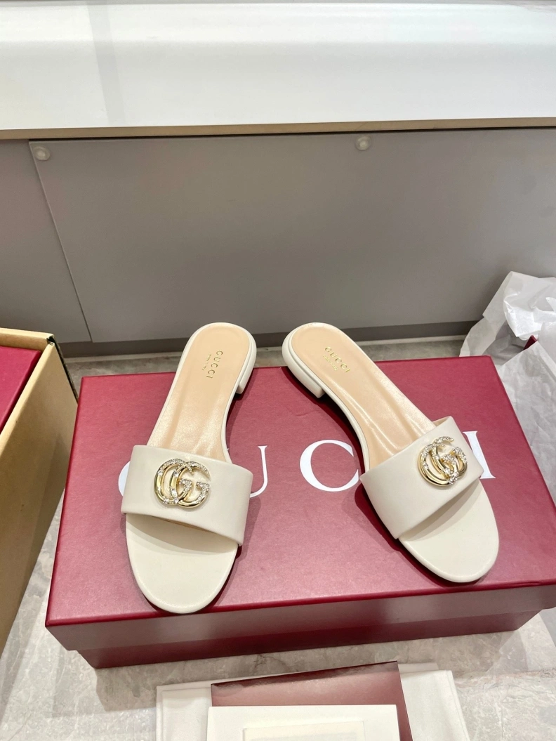Gxccx Slippers Stylish 157378