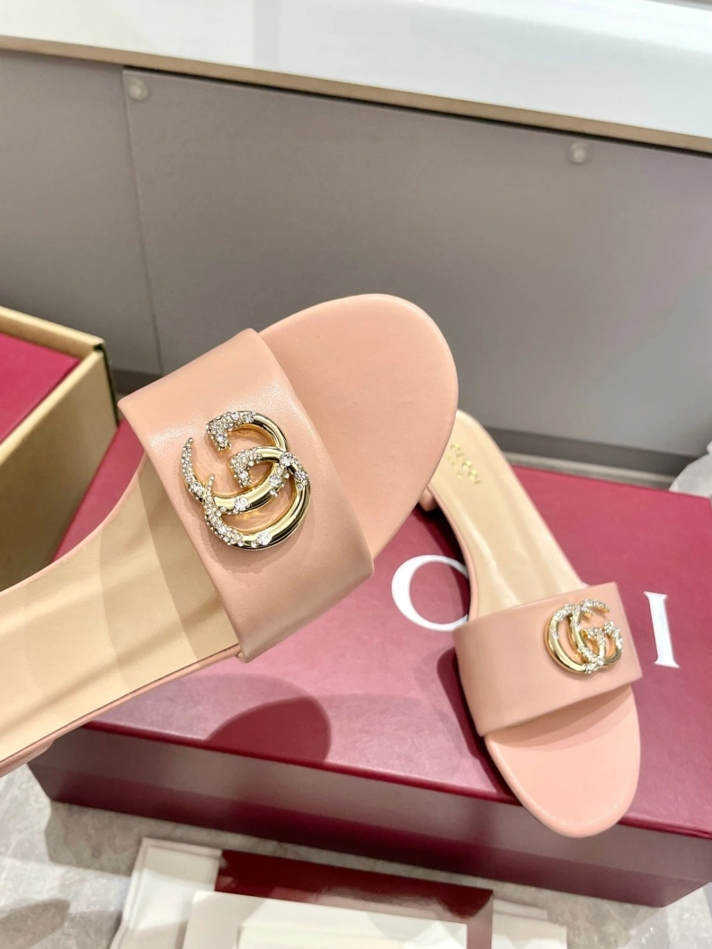UrbanStyle Gxccx Slippers 157374