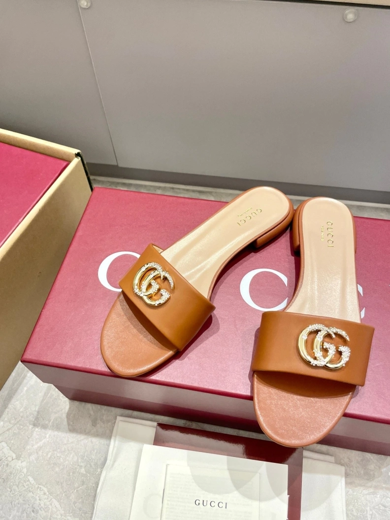 Gxccx Slippers UrbanStyle 157375