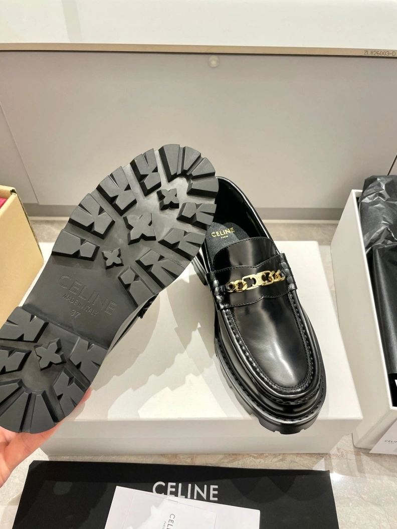 UrbanStyle Cxlxne Leather Shoes 116142