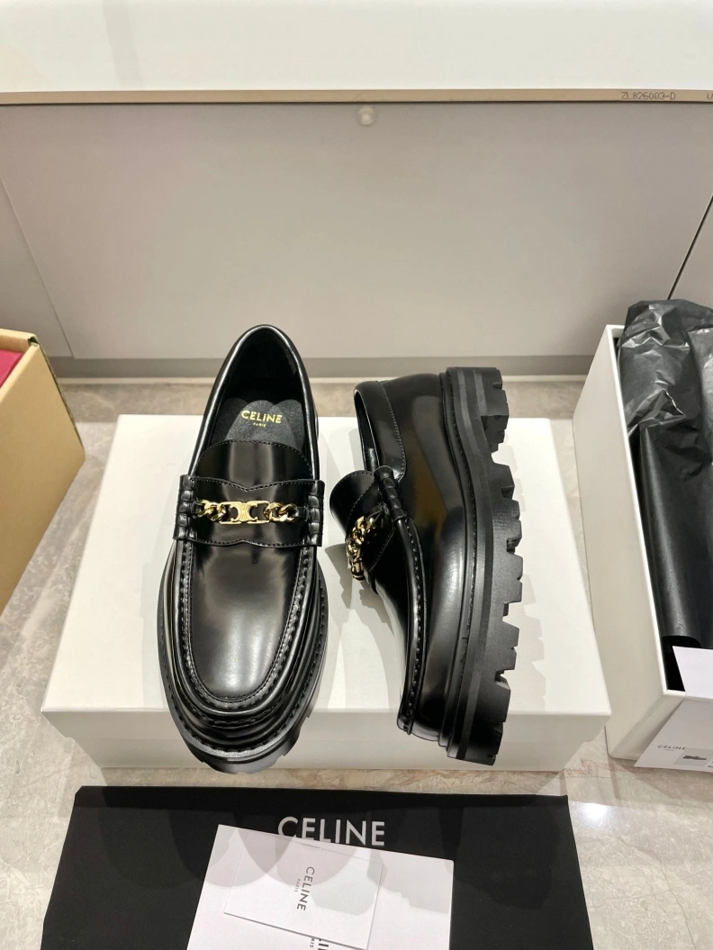 UrbanStyle Cxlxne Leather Shoes 116142