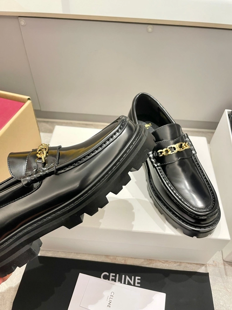 UrbanStyle Cxlxne Leather Shoes 116142
