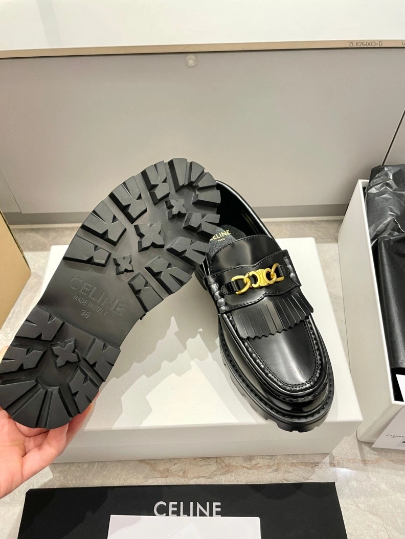 Elegant Cxlxne Leather Shoes 116159