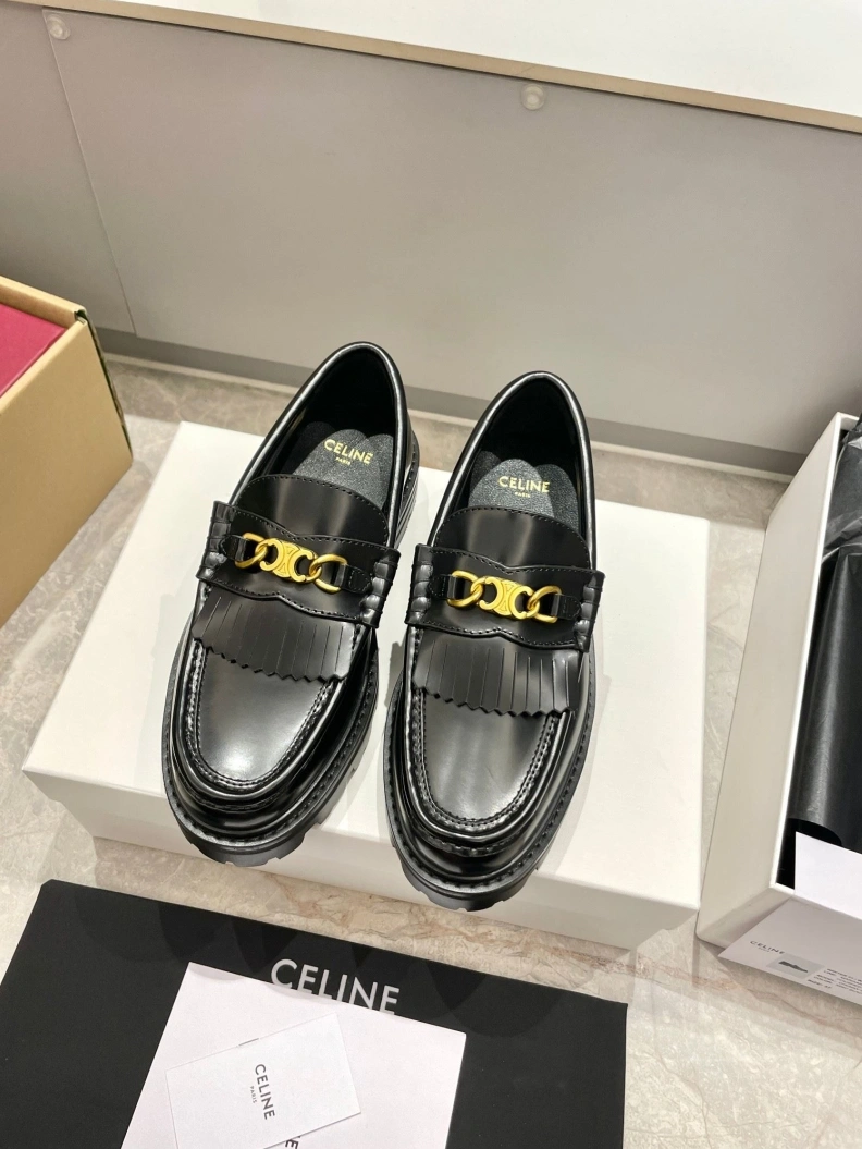 Elegant Cxlxne Leather Shoes 116159