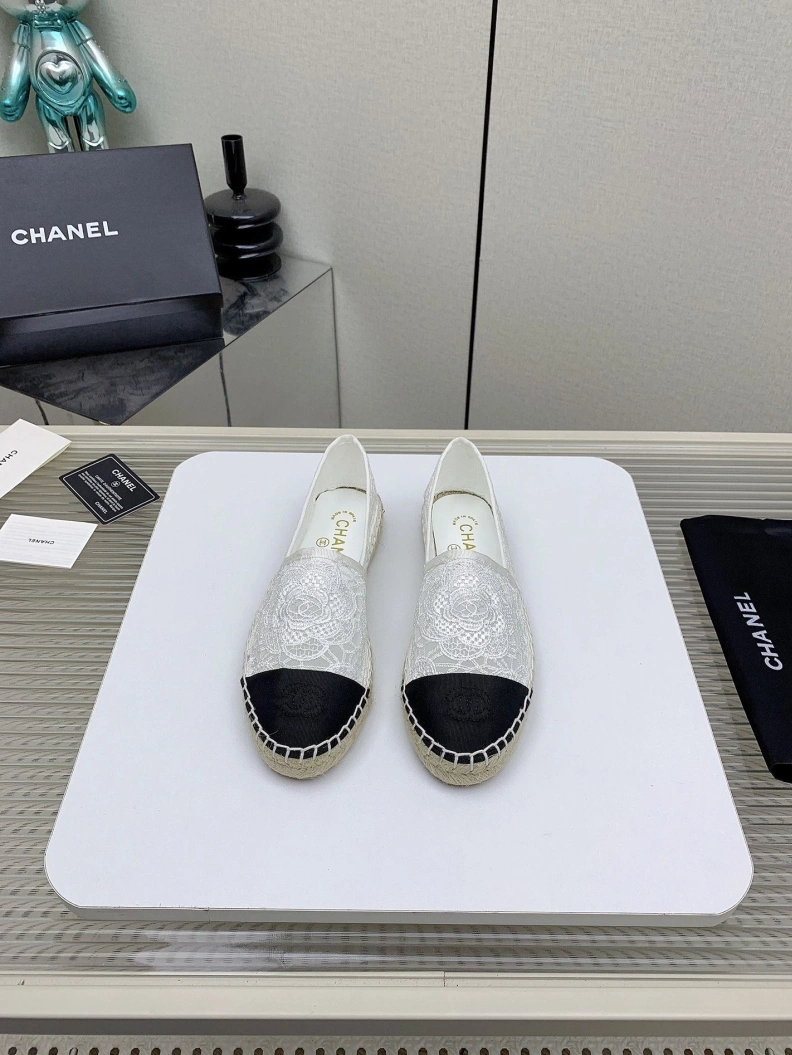 WellDesigned Chxnxl Flat Shoes 120935