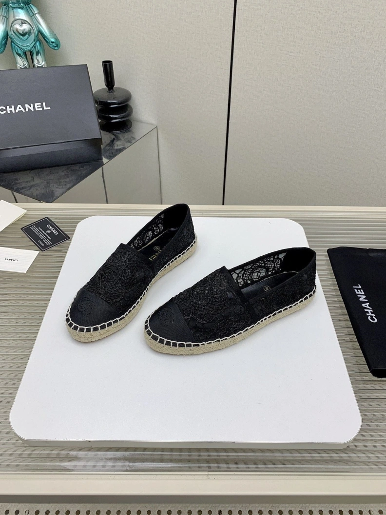 Modern Chxnxl Flat Shoes 120937