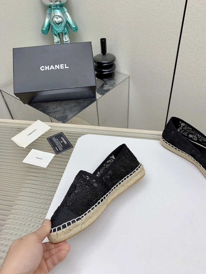 Modern Chxnxl Flat Shoes 120937