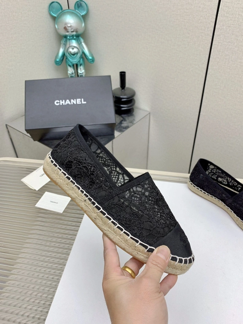 Modern Chxnxl Flat Shoes 120937